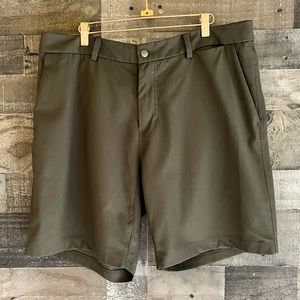 Lululemon shorts green sz 40